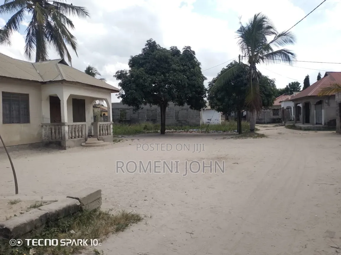 4bdrm House in Tanzania Daresalaam., Ilala for sale