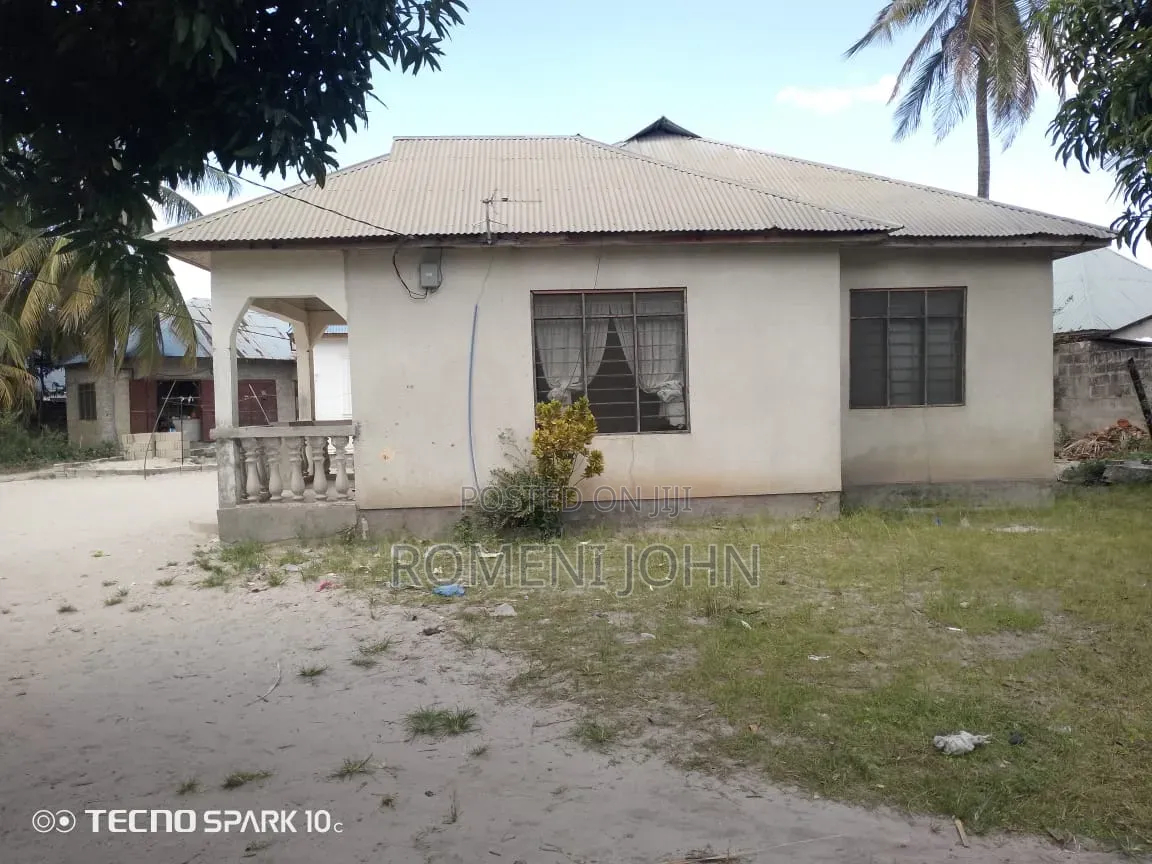 4bdrm House in Tanzania Daresalaam., Ilala for sale