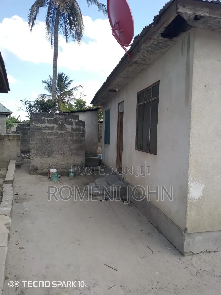 4bdrm House in Tanzania Daresalaam., Ilala for sale