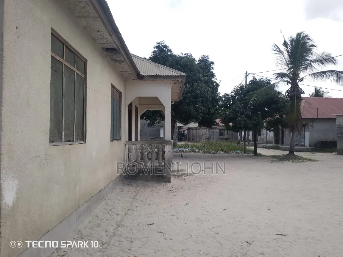 4bdrm House in Tanzania Daresalaam., Ilala for sale