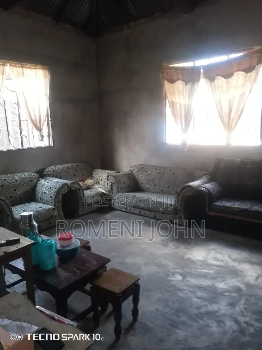 5bdrm House in Tanzania Daresalaam., Ilala for sale