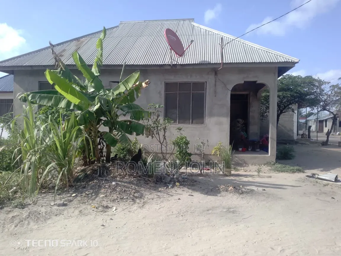 5bdrm House in Tanzania Daresalaam., Ilala for sale