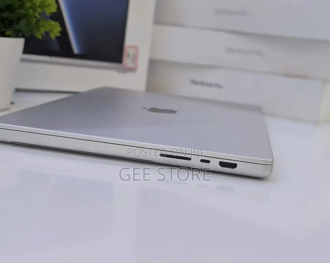 Laptop Apple MacBook Pro 2023 M2 Max 32GB Apple M2 SSD 1T