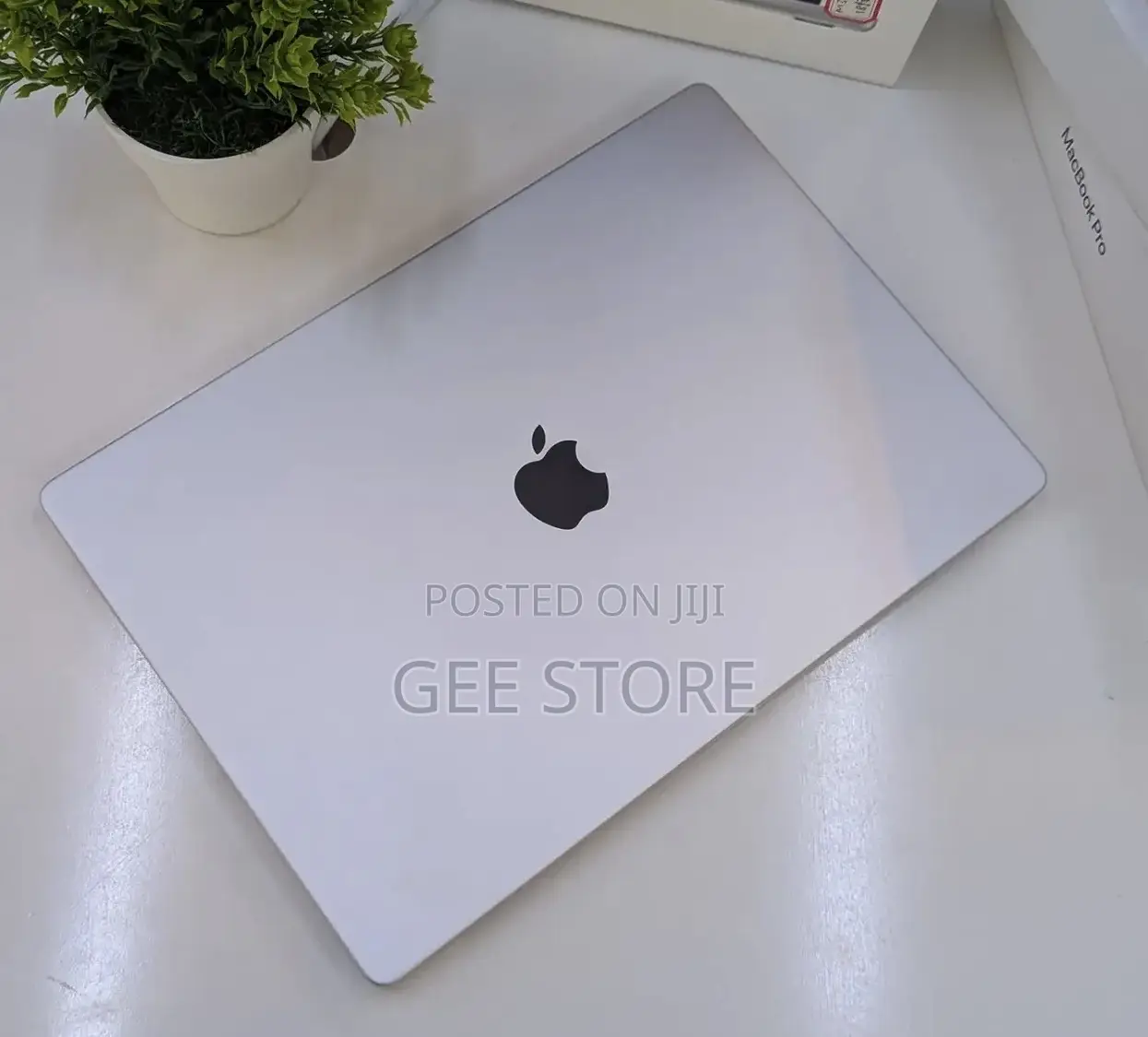 Laptop Apple MacBook Pro 2023 M2 Max 32GB Apple M2 SSD 1T