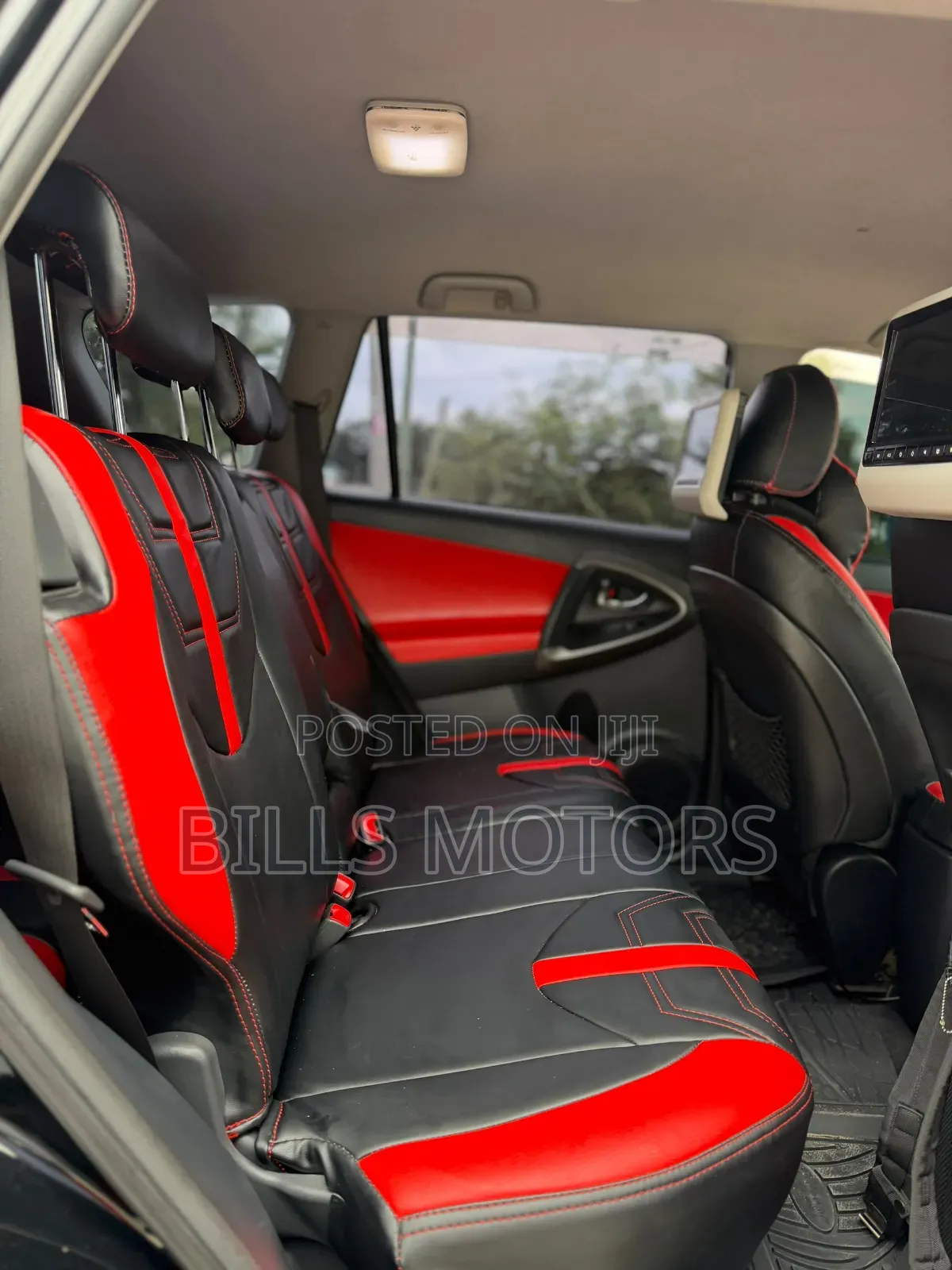Toyota Vanguard 2012 Black