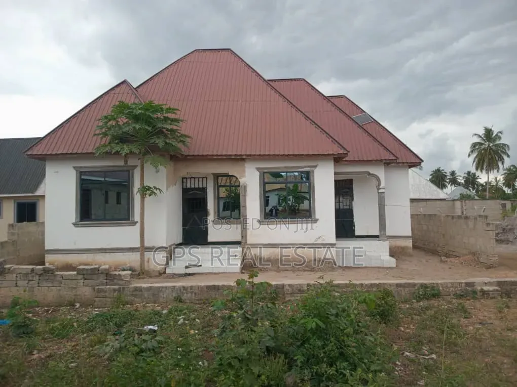 3bdrm House in Chanika Zingiziwa, Ilala for sale
