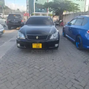 Toyota Crown 2006 Black