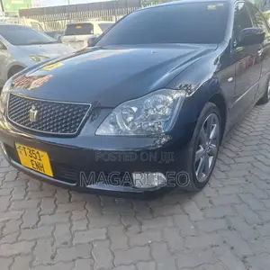 Toyota Crown 2006 Black