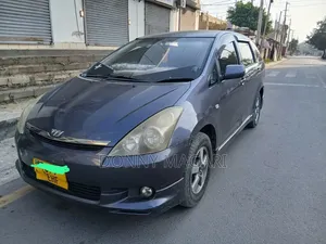 Toyota Wish 2005 Gray