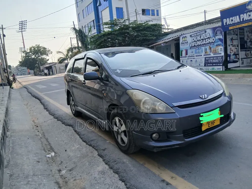 Toyota Wish 2005 Gray