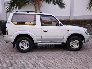 Toyota Land Cruiser Prado 1999 White