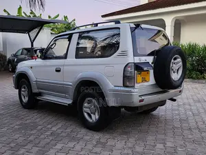 Toyota Land Cruiser Prado 1999 White