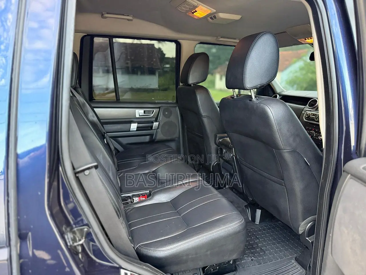 Land Rover Discovery 2015 Blue