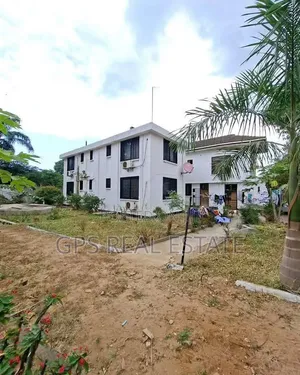 9bdrm House in Kawe Beach, Kinondoni for sale