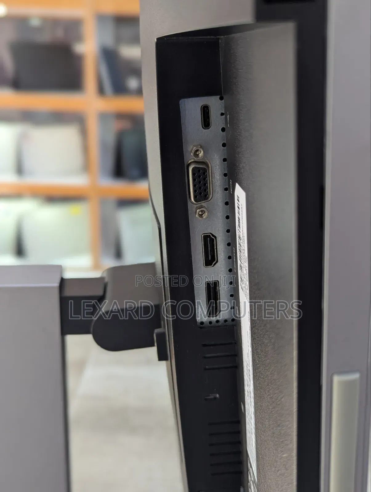HP Monitor E273q