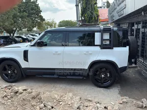 Land Rover Defender 2022 White