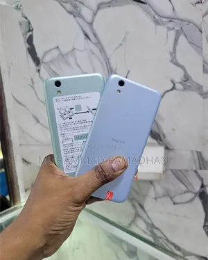 Sharp Aquos Sense 2 SHV43 32 GB White