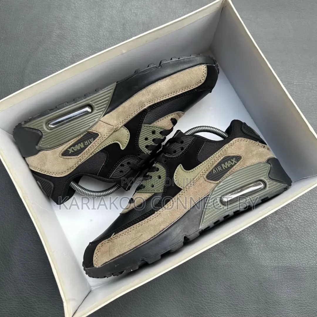 Men's Classic Air Max 90 Collection