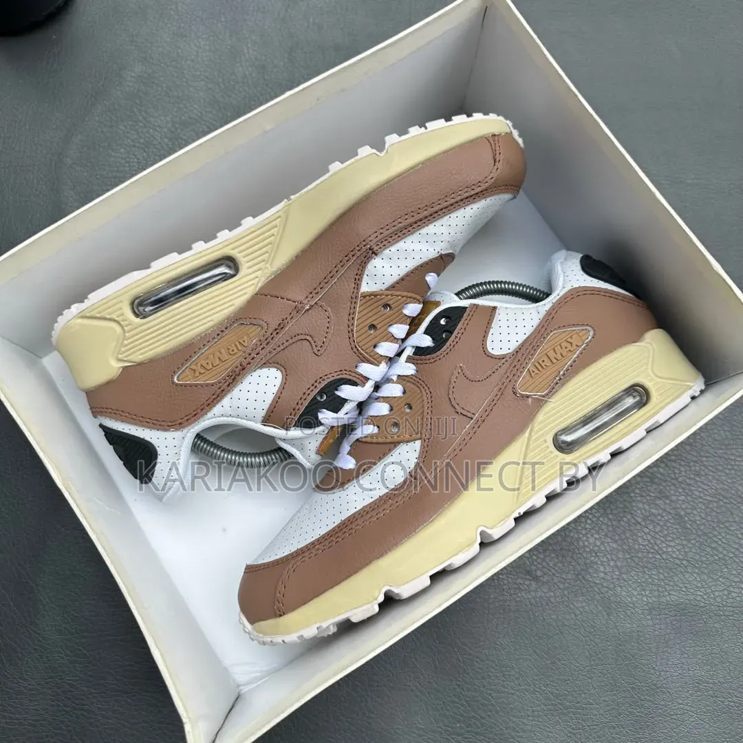 Men's Classic Air Max 90 Collection