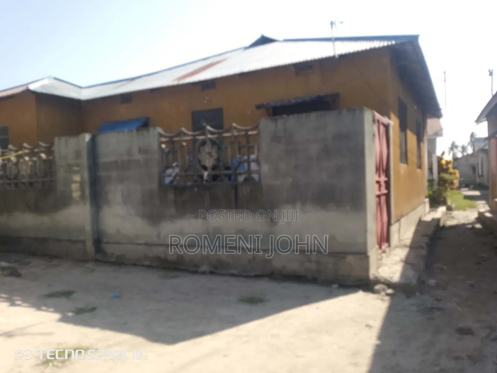 5bdrm House in Tanzania Daresalaam., Ilala for sale