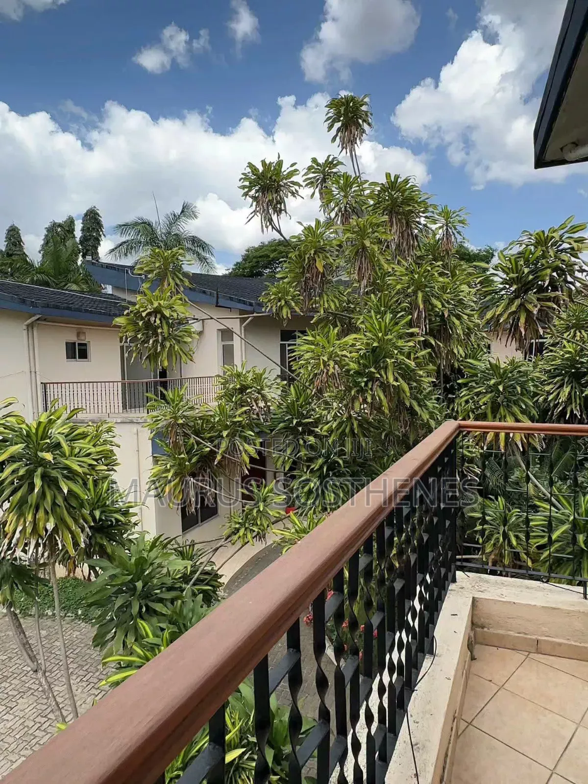 Furnished 3bdrm Villa in Mikocheni B for rent