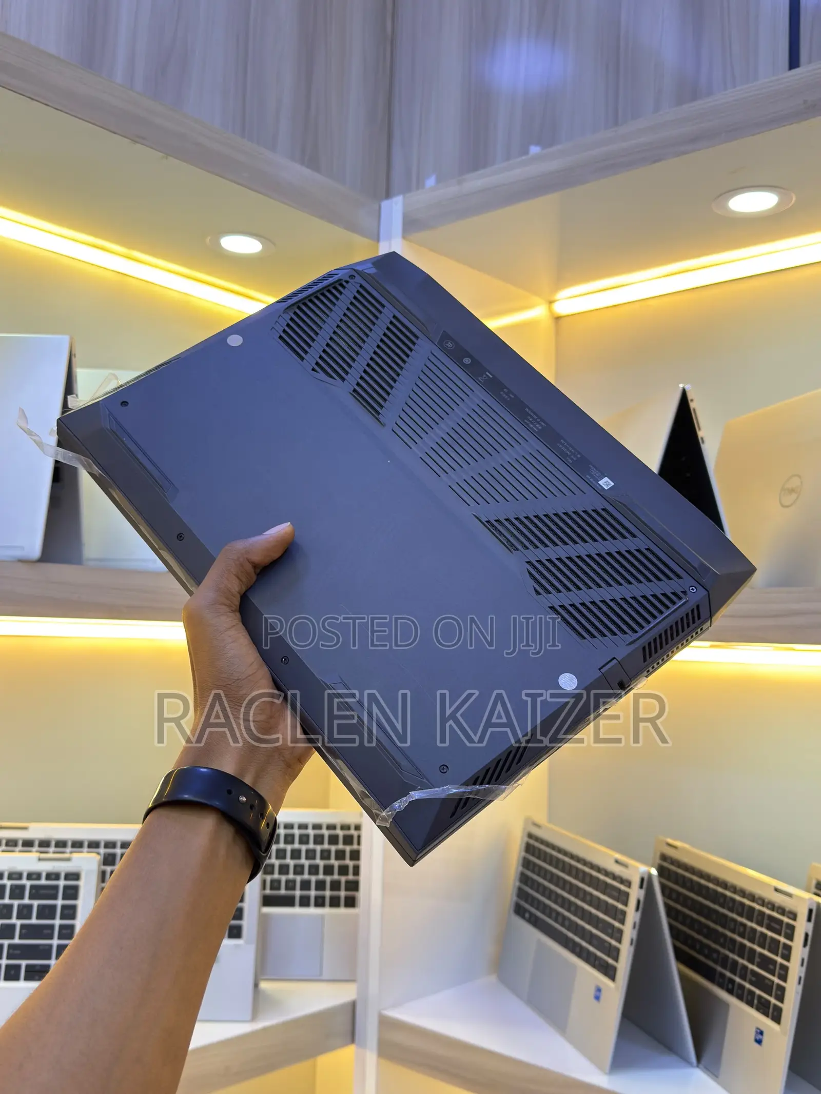 New Laptop Dell G15 5511 16GB Nvidia SSD 512GB