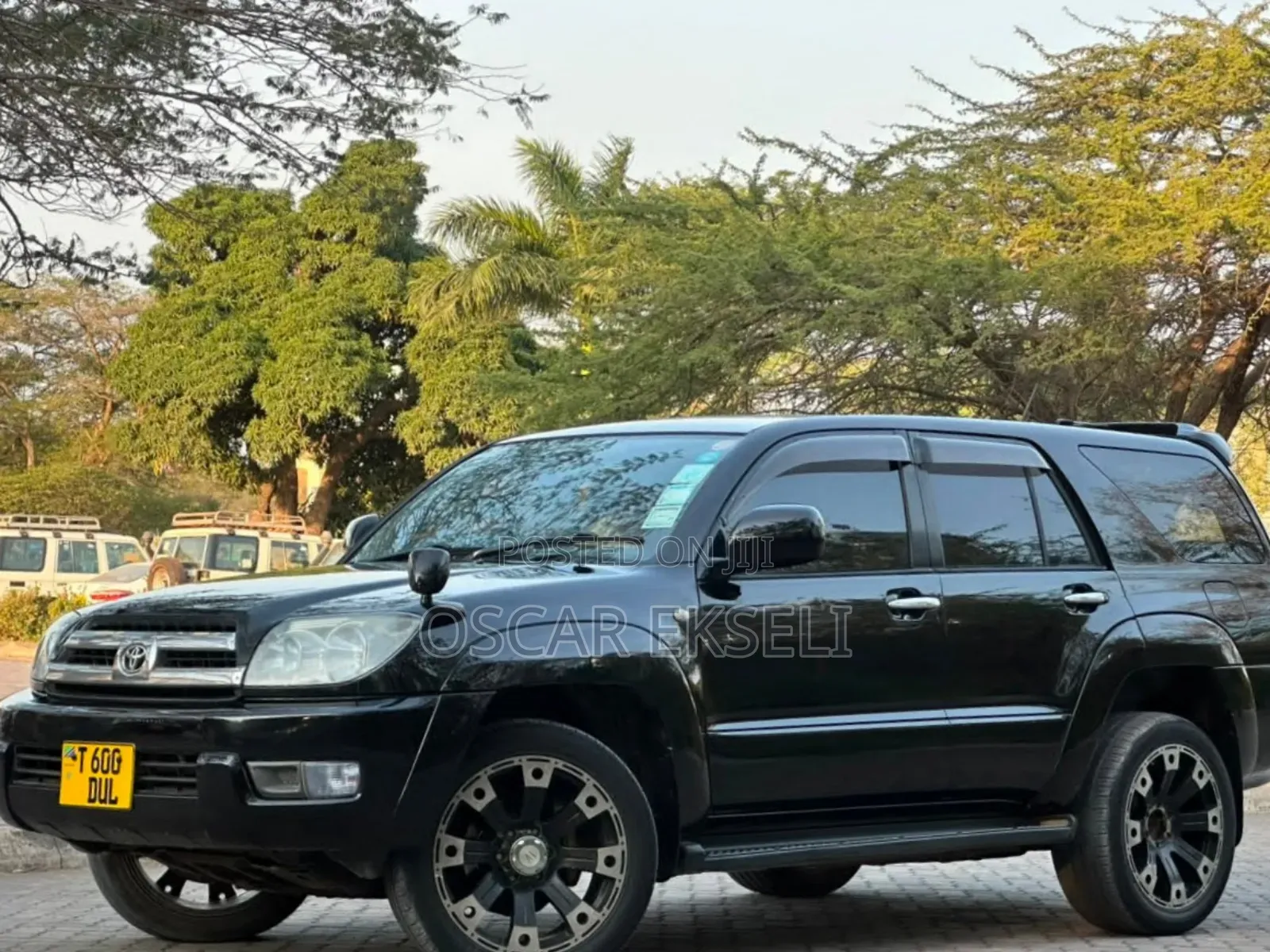 Toyota Hilux Surf 2004 Black