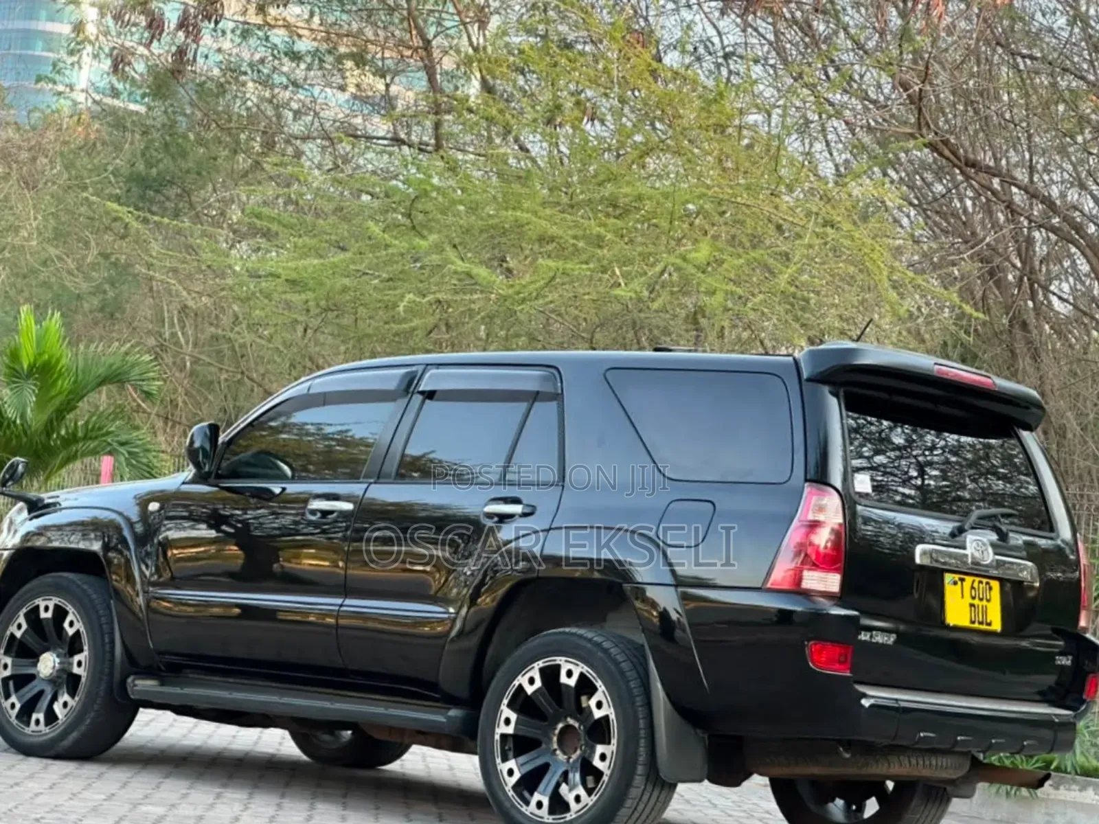 Toyota Hilux Surf 2004 Black