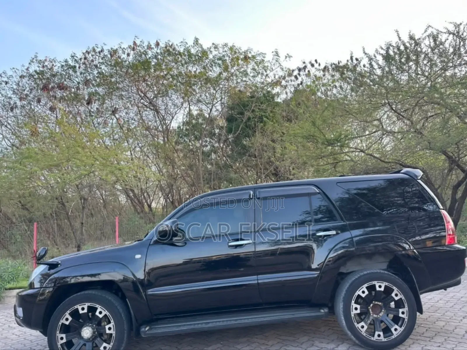Toyota Hilux Surf 2004 Black