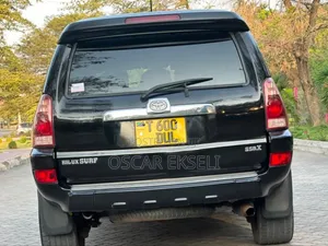 Toyota Hilux Surf 2004 Black