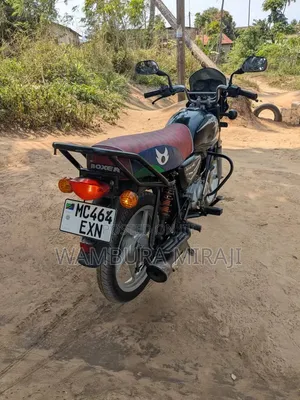 Bajaj Boxer 125 2025 Black