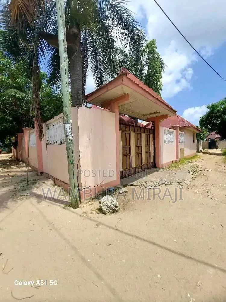 Furnished 3bdrm Block of Flats in Nyumba, Temeke for sale