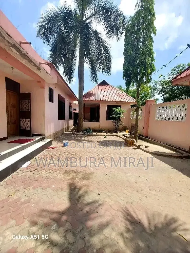 Furnished 3bdrm Block of Flats in Nyumba, Temeke for sale