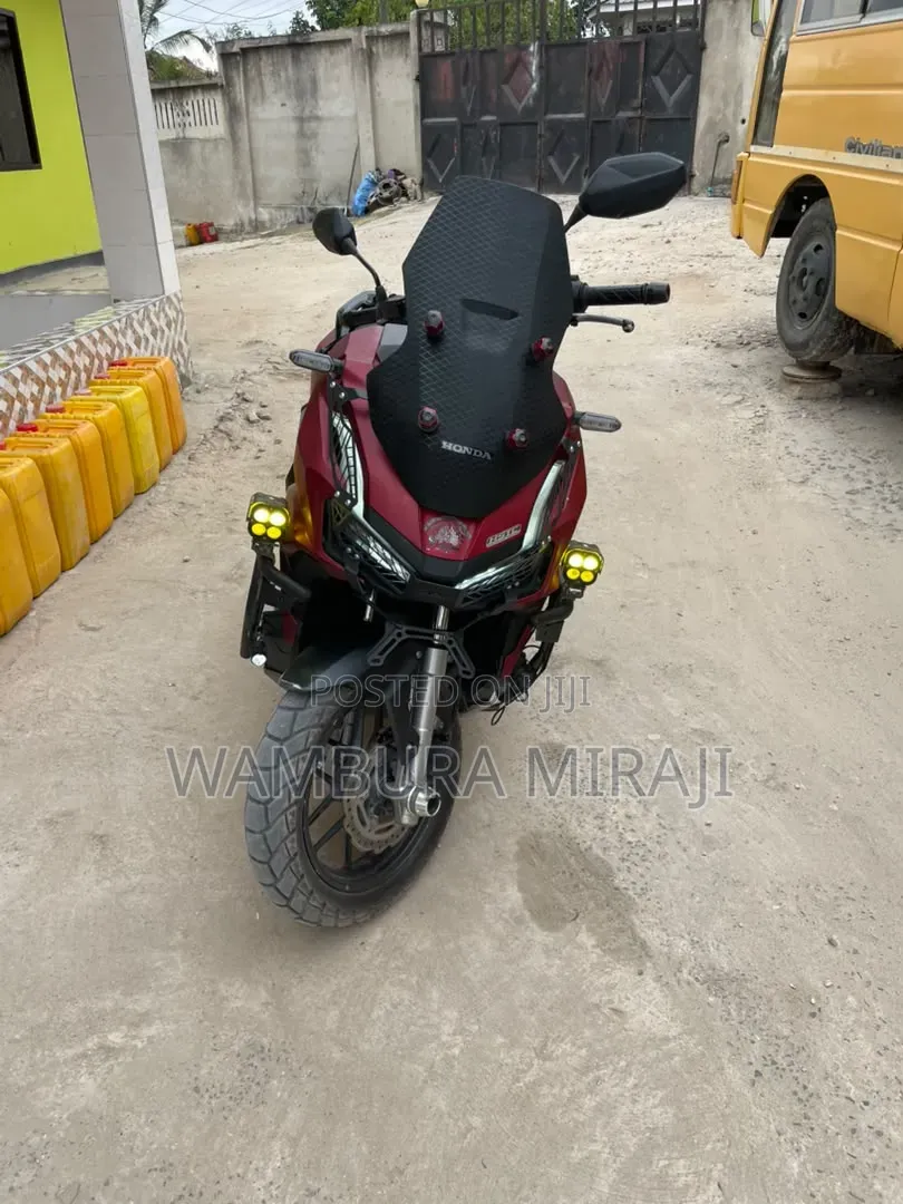 Honda 2025 Red