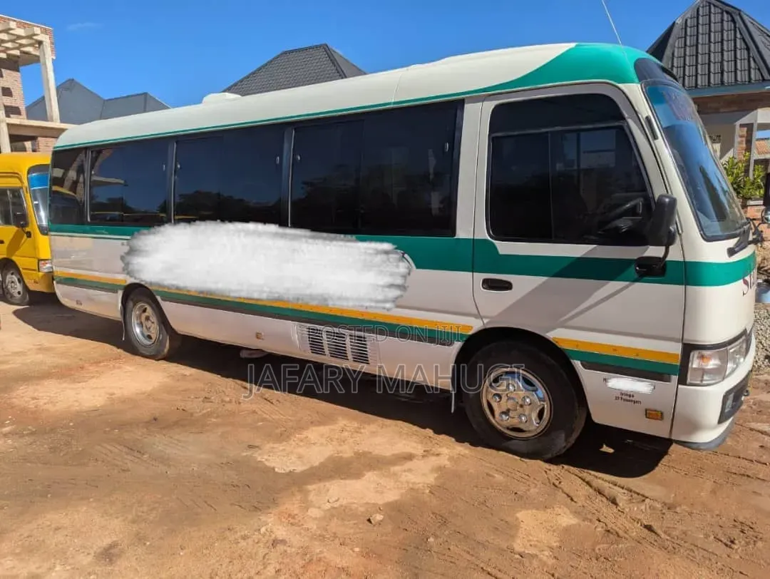 Toyota Coaster 1999