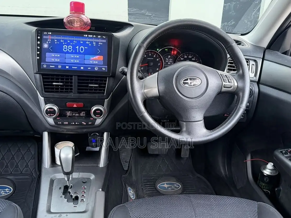 Subaru Forester 2010 Gray