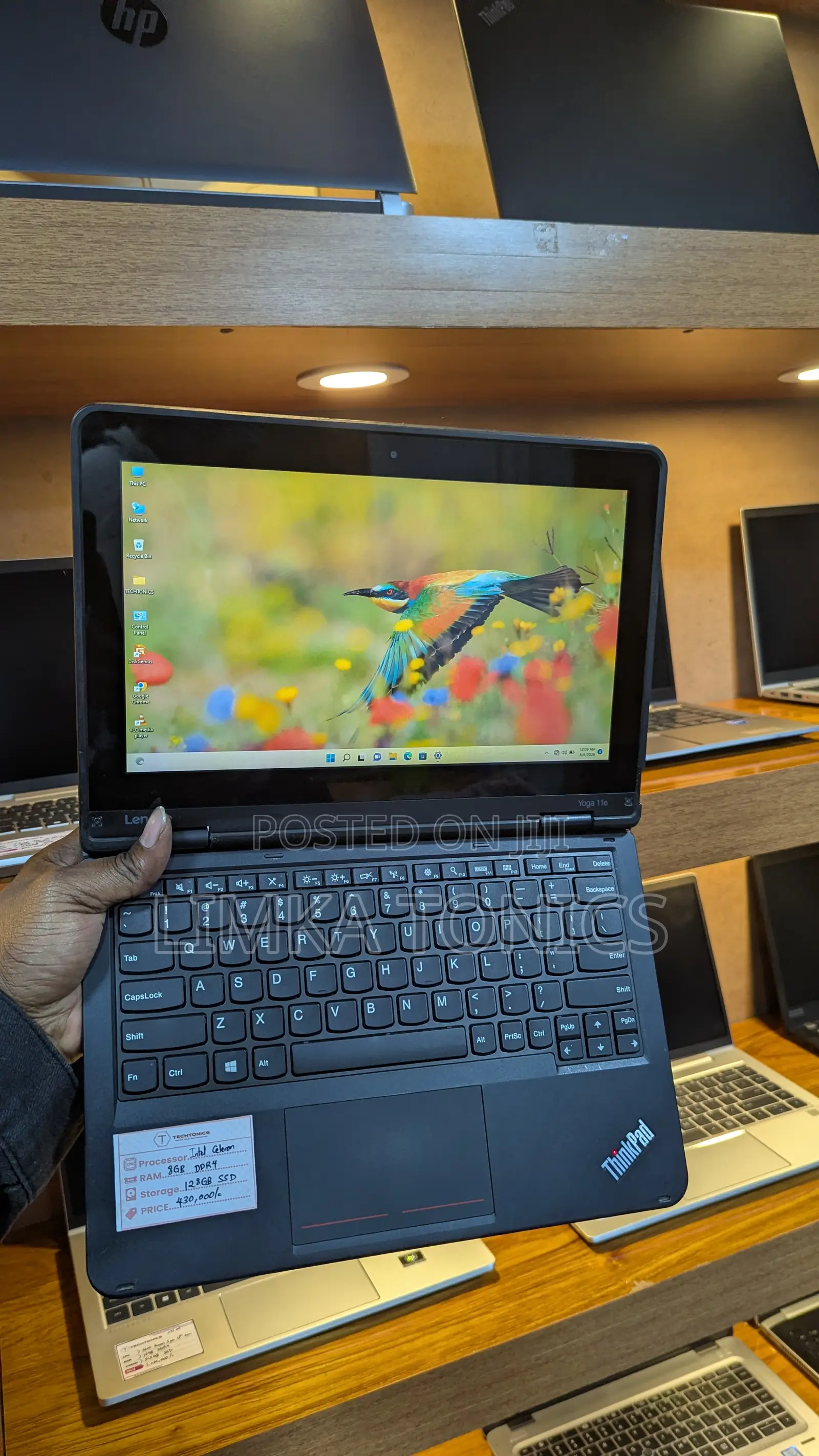 New Laptop Lenovo Yoga 11e 8GB Intel Celeron SSD 128GB