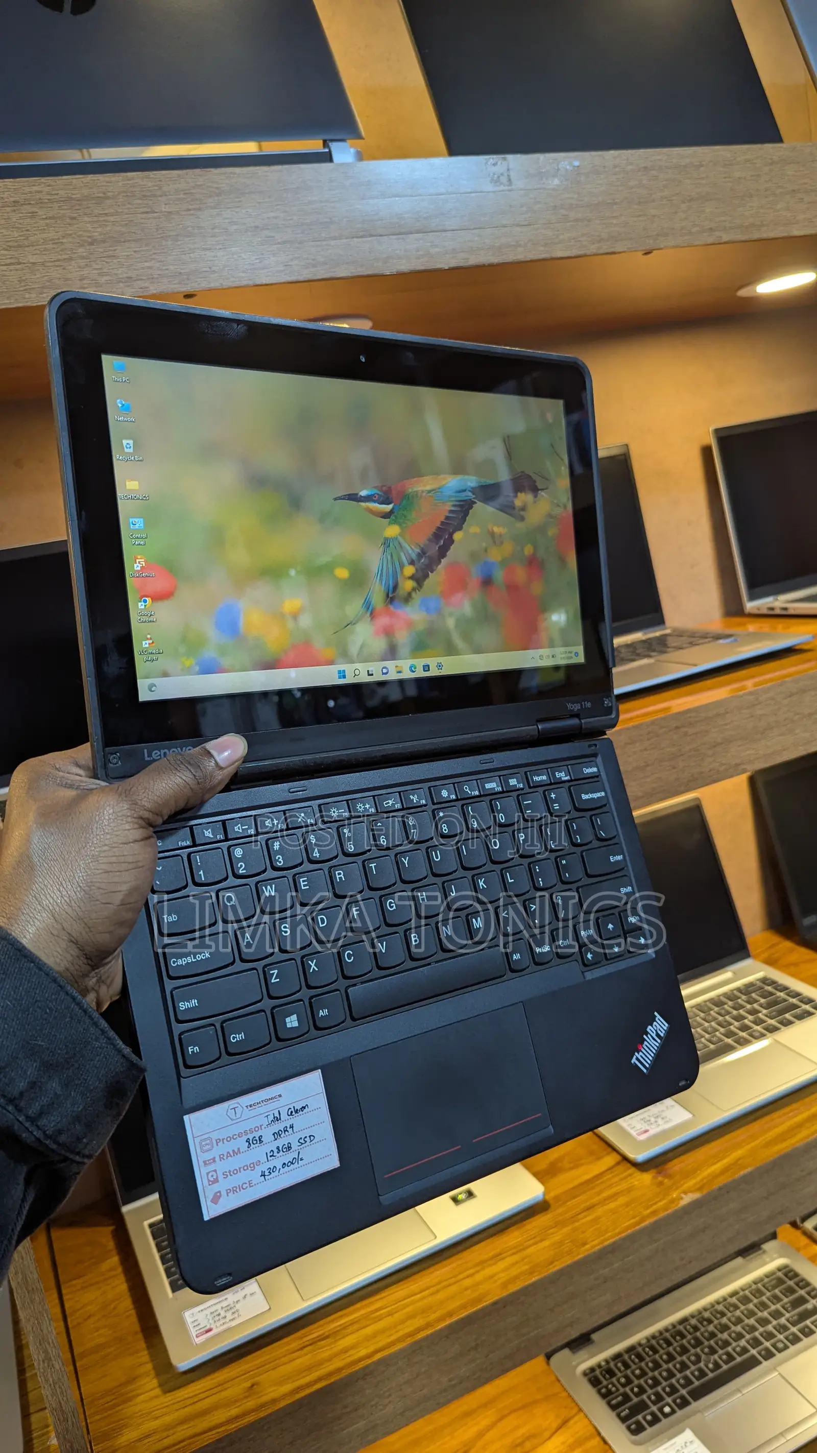 New Laptop Lenovo Yoga 11e 8GB Intel Celeron SSD 128GB
