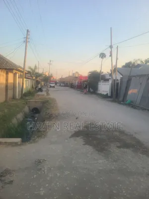 Kiwanja Kinauzwa Kinondoni