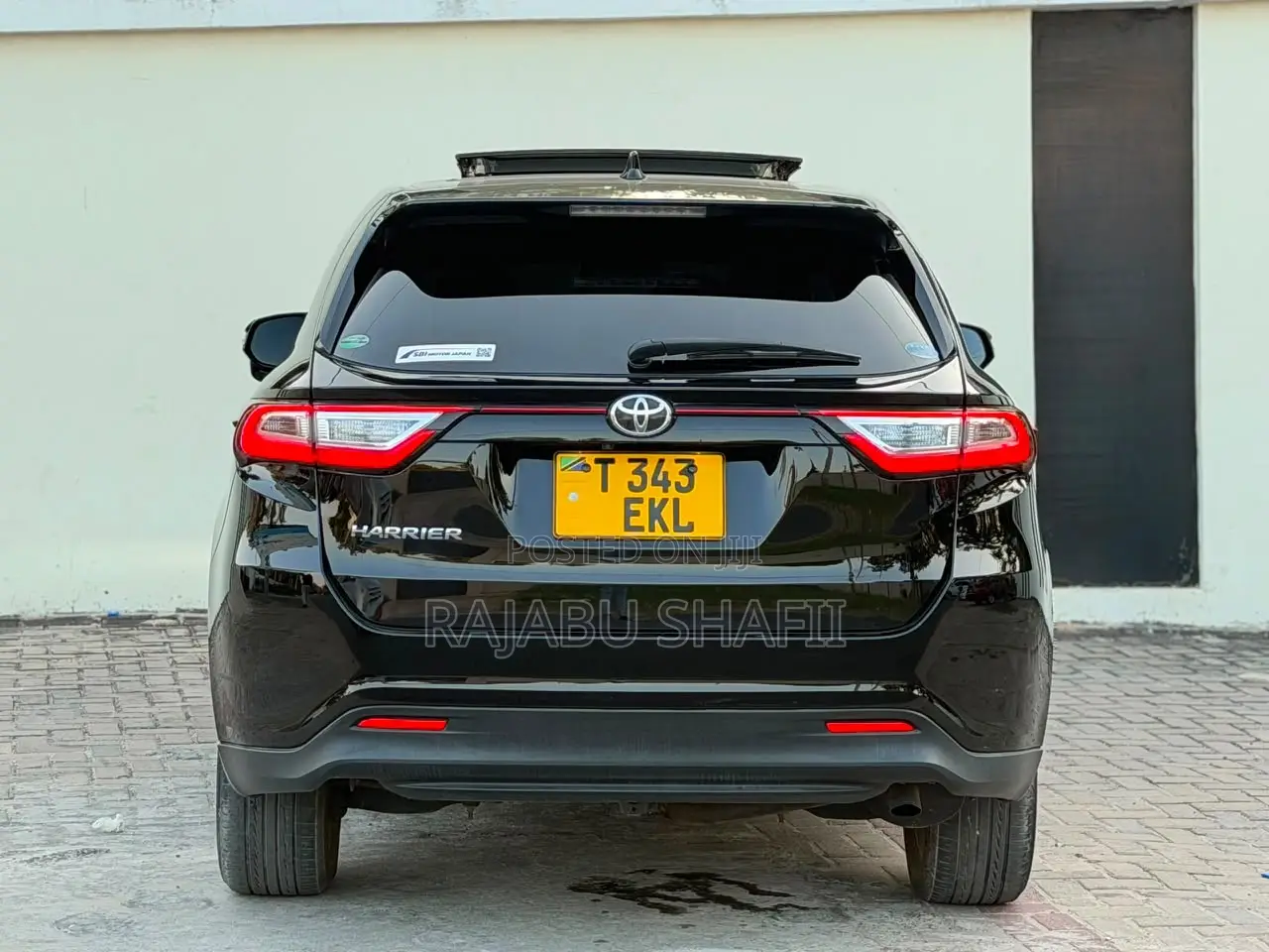 Toyota Harrier 2.0 2017 Black
