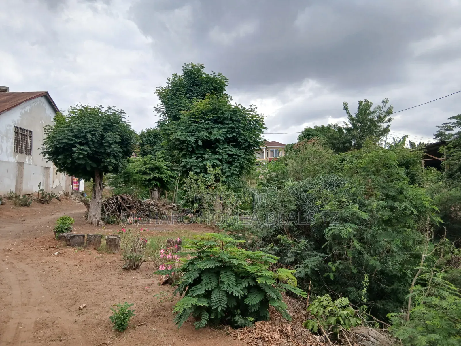 3bdrm House in Mcharo Homes Tz, Mbezi Beach for sale