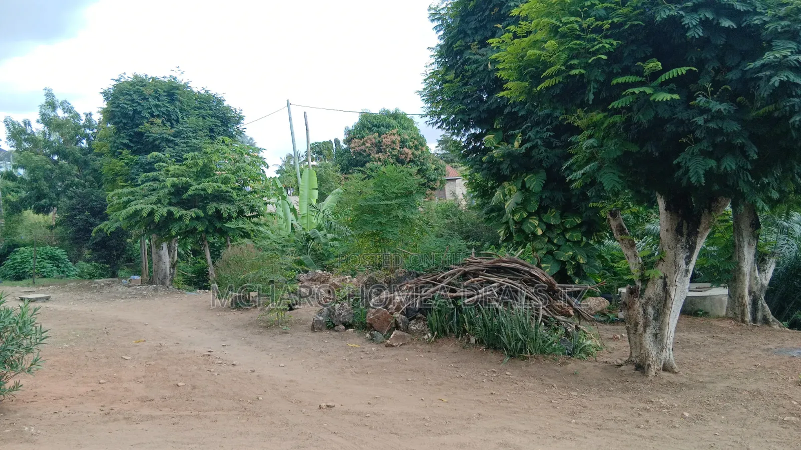 3bdrm House in Mcharo Homes Tz, Mbezi Beach for sale