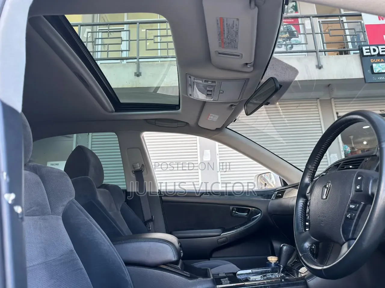 Toyota Crown 2006 White