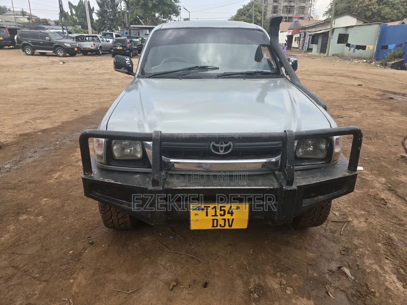 Toyota Hilux 2002 Silver
