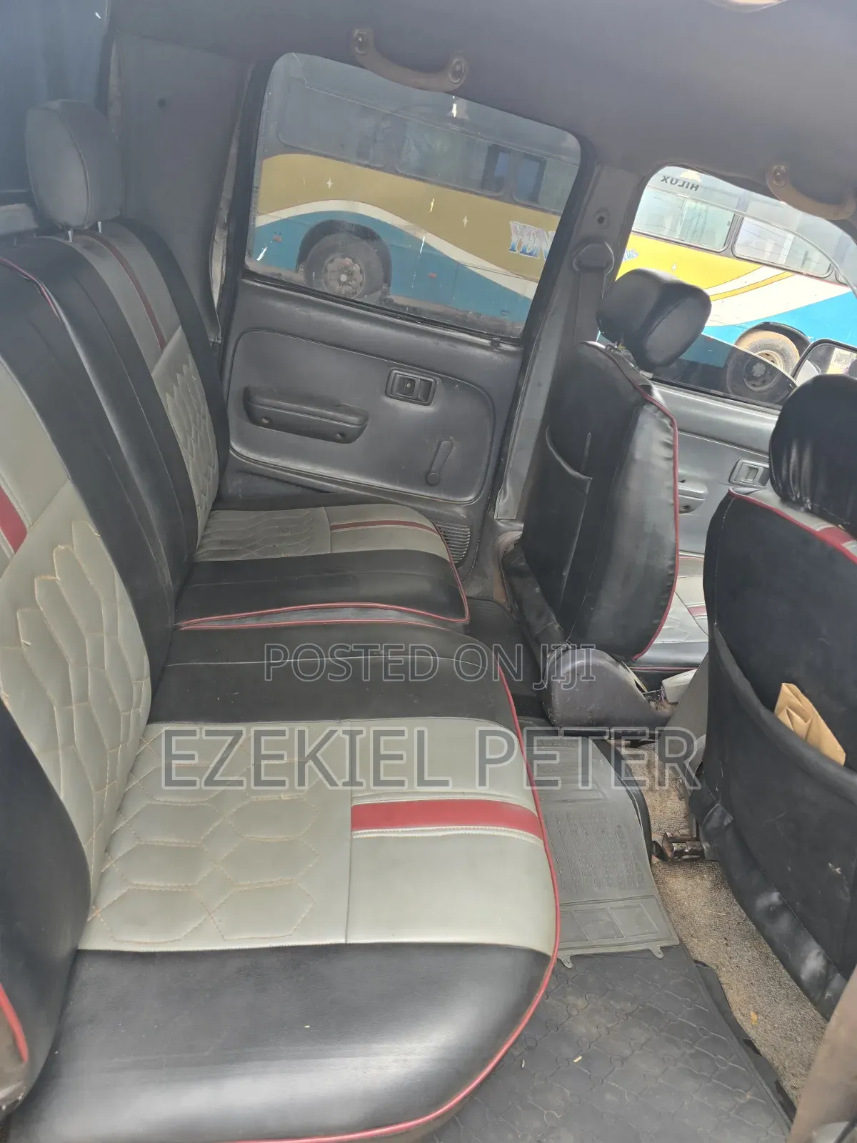 Toyota Hilux 2002 Silver