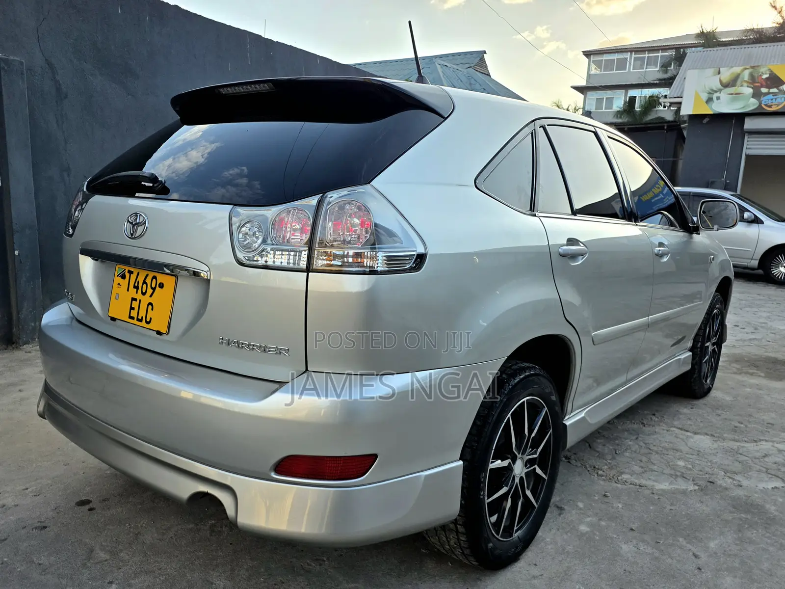 Toyota Harrier 2.4 2004 Silver
