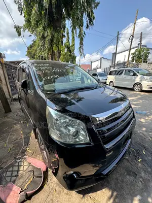 Toyota Noah 2009 Black