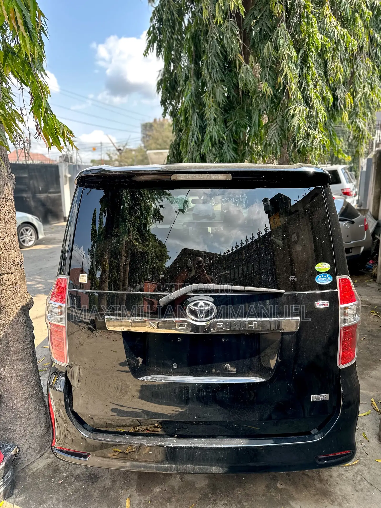 Toyota Noah 2009 Black