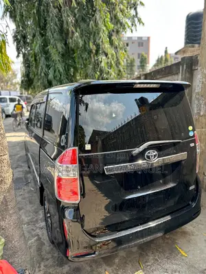 Toyota Noah 2009 Black