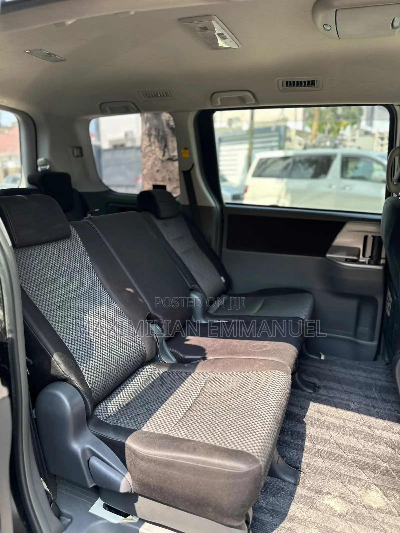 Toyota Noah 2009 Black